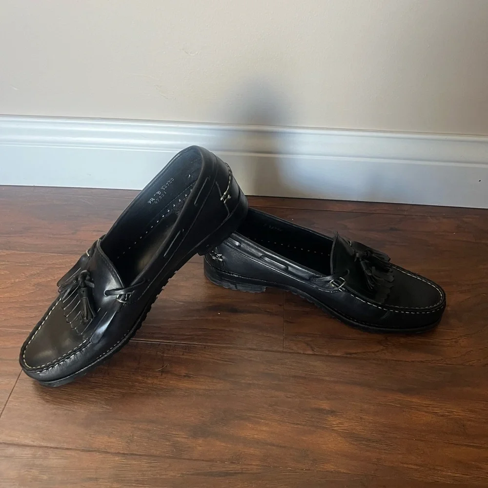 Allen Edmond’s Dellwood Men's Black Tassel Loafers-Size 9.5 D